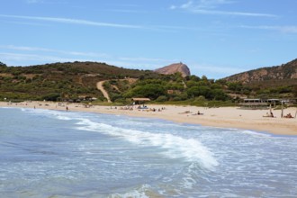 Plage d'Arone sandy beach, Capo Rosso and the Genoese Tower in the back, Piana, Corse-du-Sud