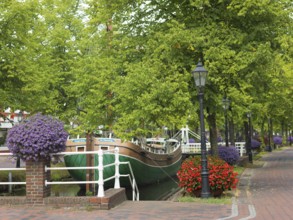 Kuff, flat-bottomed coastal cargo sailor, Margaretha von Papenburg, Main Canal, Papenburg, Emsland,