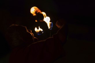 Fire Breather, Raunacht, Winter, Waldburg Castle, Waldburg, Allgäu, Baden-Württemberg, Germany