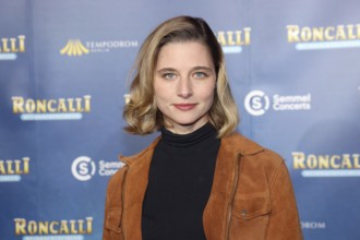 Svenja Jung, Roncalli Christmas Circus Premiere, Tempodrom, Berlin 19.12.2025