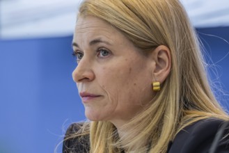 Evelyn Palla, CEO of DB. portrait. Special meeting of the Stuttgart Steering Committee 21