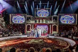 Artists at the 21st Original Roncalli Christmas Circus Berlin in Berlin's Tempodrom on 19.12.2025