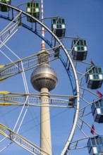 Christmas market am Park am Berliner Fernsehturm, Ferris wheel, Fernsehturm dome, Berlin, Germany