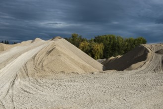 Gravel, gravel plant, gravel pit, near Breisach am Rhein, Breisgau, Baden-Württemberg, Germany