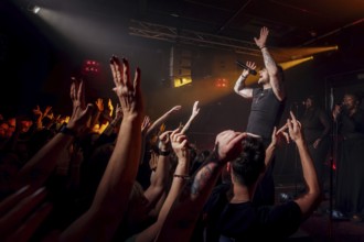 Tom Grennan live on Grennan '25 tour at Bi Nuu in Berlin on 13.11.2025