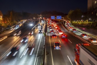 Autobahn A40, Ruhrschnellweg, traffic jams on both roads, at the Ruhrschnellwegstunnel in Essen,