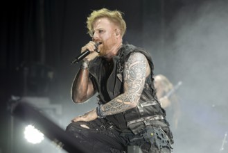 Johannes Johnny Stecker, Singer, Soulbound, Metal Band, D, live at Columbiahalle Berlin on 10