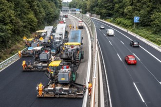 Rehabilitation of the A52 motorway near Essen, an 8 km long section between the Essen-Kettwig