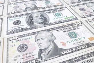 US dollar notes, 10 dollars, 100 dollars, banknotes