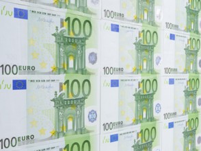 100 euro banknotes, 100 euros