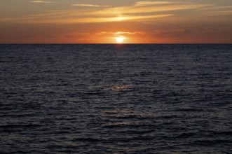 Sunset by the sea, North Sea, English Channel, Étretat, evening mood, atmospheric, Normandy,
