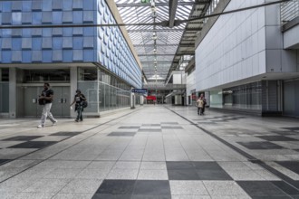City C shopping centre, City Center, in the city centre of Leverkusen, older shopping centre from