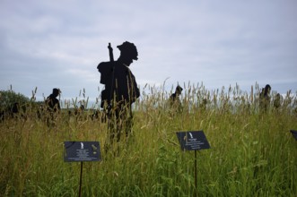 Installation, Standing with Giants, honours the victims of the fallen British soldiers by