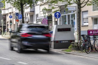 Mobile speed camera system, of the city of Essen, for speed monitoring, speed camera trailer, can