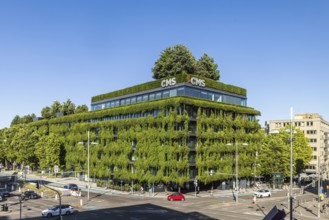 Calwer Passage, green building for a better urban climate. Around 11, 000 plants adorn the building