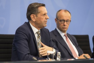 Olaf Lies (SPD, Minister President of Lower Saxony) and Federal Chancellor Merz (CDU, Federal