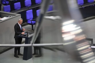 Wilfried Öllers (CDU/CSU) speaks on the agenda item Minimum Wage Act in the eleventh session of the