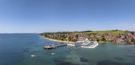 Luftbild, Panorama von der Bodenseegemeinde Hagnau, Winzerdorf und beliebter Ferienort am Bodensee,