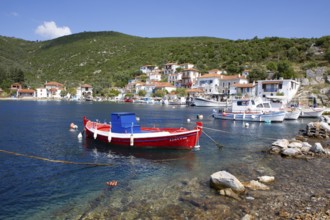 Boats in the harbour of Agia Kiriaki on the Aegean Sea, Pelion or Pelion Peninsula, Magnisia,