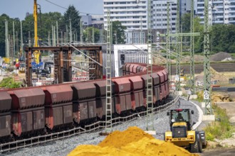 Reconstruction, extension of the Emmerich-Oberhausen railway line, three tracks, including 47 new