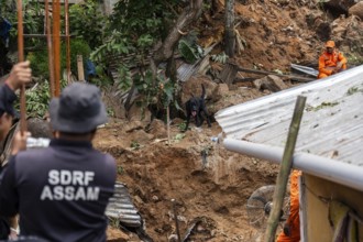 Rescue operations by the National Disaster Response Force (NDRF) and police, aided by sniffer dogs,