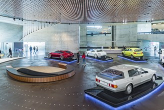 Mercedes-Benz Auto 2000 from 1981: The Mercedes-Benz Museum in Stuttgart presents a journey through