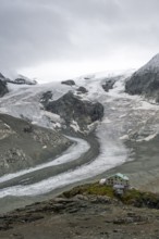 Mountain hut Cabane des Dix in front of glacier Glacier de Cheilon, Valais Alps, Valais,