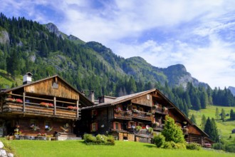 Old farmhouses in the hamlet of Kratten, Sappada, Plodn, Carnic Alps, Julian Friuli, Italy