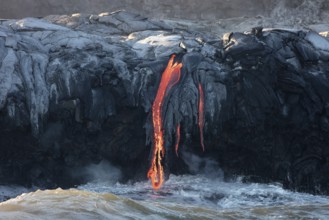 Lava entering ocean, Kamokuna, Kilauea Volcano, Hawai'i Volcanoes National Park, Big Island,