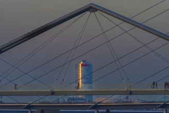 View from the pedestrian bridge in the Media Harbour to the Victoria House, headquarters of ERGO