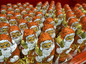 Display on the shelf of chocolate Santa Claus chocolate Santa Claus Santa Claus Santa Claus Santa