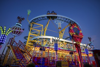 Rollercoaster Wild Mouse, rides, neon lights, Cannstatter Wasen, blue hour, funfair, spring