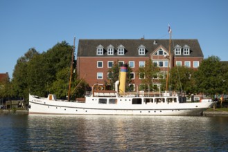 Historic steamship, Prinz Heinrich, from 1909, sight, Leer, East Frisia, Lower Saxony, Germany