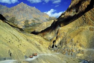 Spiti, valley, mountain valley, roads, mountain road, truck, transportation, traffic, Himalayas,