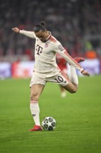 Leroy Sané FC Bayern Munich FCB (10) Action on the ball UEFA Champions League Allianz Arena,