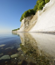 Germany, Mecklenburg-Western Pomerania, Island of Rügen, Jasmund National Park, chalk cliffs