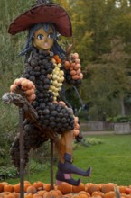 Figure of a little witch, pumpkin exhibition, pumpkins, Blühendes Barock, Ludwigsburg,