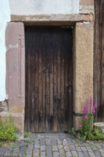 Old wooden courtyard door with sandstone surround, Rhodt unter Rietburg, German or Southern Wine