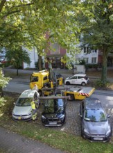 A tow truck at work, Germany, Hamburg, Hamburg, Hamburg, Federal Republic of Germany
