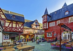 Outdoor catering, Alter Posthof, Bacharach am Rhein, UNESCO World Heritage Upper Middle Rhine