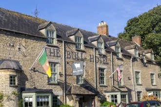 The Bull Hotel and public house, village of Fairford, Cotswolds Gloucestershire, England, UK