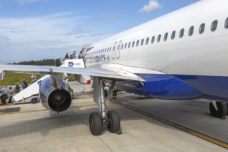 Passengers boarding British Airways Airbus A320 plane, Aeroporto Francisco Sa Carneiro, Porto
