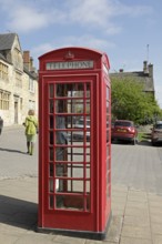 Old telephone box, High Street, Chipping Campden, The Cotswolds, England, Great Britain