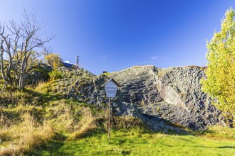 Exposed basalt columns from volcanic times, here the so-called giant staircase with information