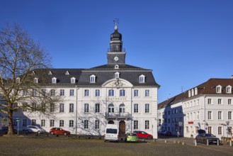 Historic town hall, Baroque architectural style, architect Friedrich Joachim Stengel, car park,