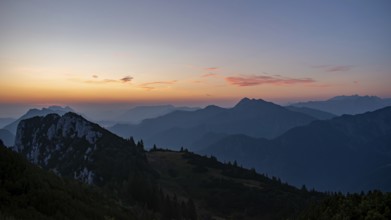 Sunrise in the nature reserve Östliche Chiemgauer Alpen with Hörndlwand and behind it Rauschberg