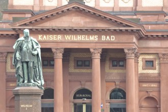 Monument to German Emperor Wilhelm I, sculpture, portal, entrance with columns spa, Wilhelm the