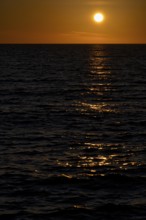 Sunset, evening mood, sea, Santa Ponça, bay Cala de Santa Ponça, Calvià, Majorca, Balearic Islands,
