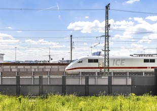 First test run on the new railway line between Stuttgart Airport and Wendlingen. This further