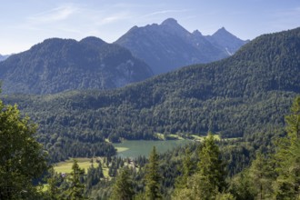 Lautersee with Wetterstein mountains, view from Kranzberg, Alps, Mittenwald, Werdenfelser Land,